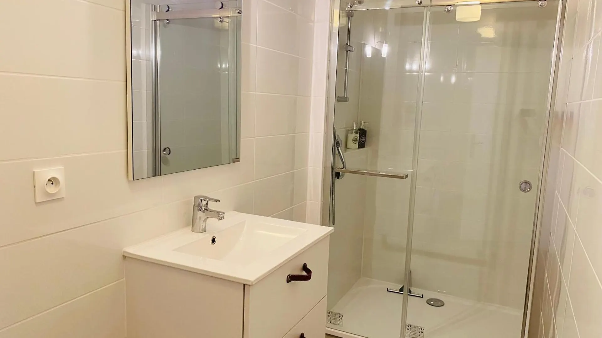 Appartement Le Saint Cyrice à Rodez 0*,